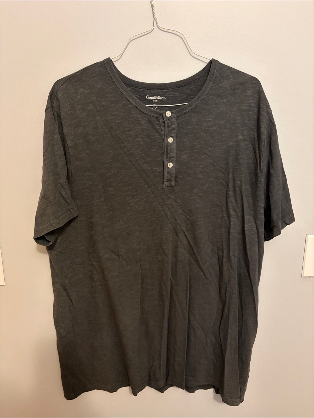 Goodfellow & Co Men's Dark Gray Short-Sleeve Henley
